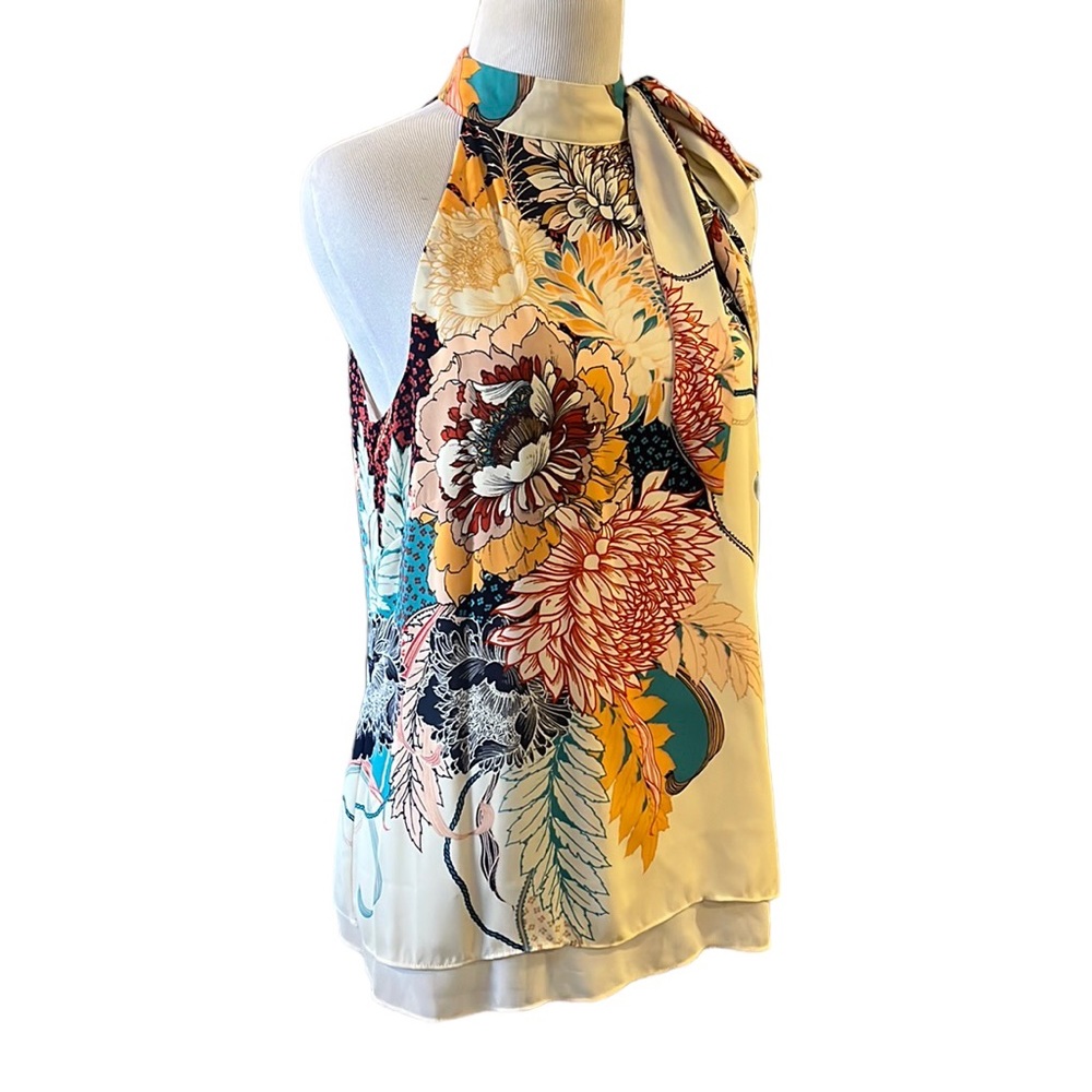 ROSE & OLIVIA SLEEVELESS HIGH NECK WITH TIE COLORFUL FLORAL PRINT TOP SIZE SMALL